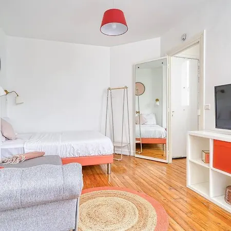 Charming Appartment Paris Montmartre Exterior photo